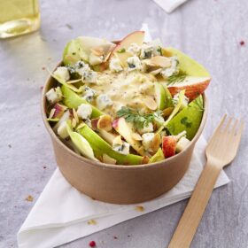 Salade d'endives, pommes et dés de Roquefort Société Professionnel