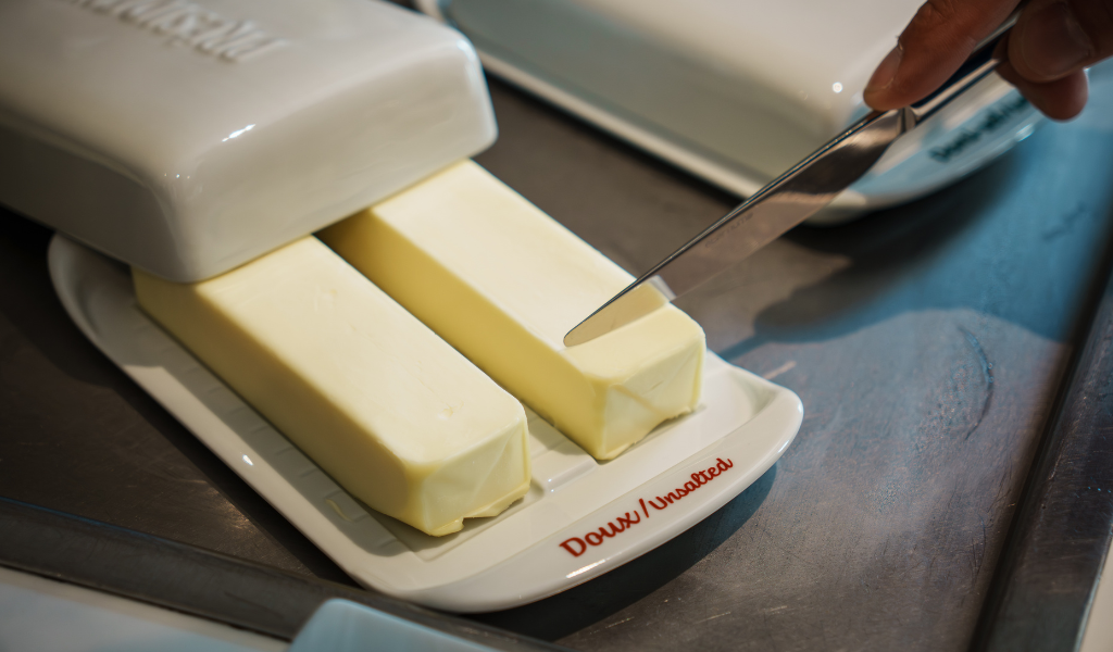 Recharge pour le beurre doux/unsalted et demi-sel/salted par Président Professionnel pour l'hôtellerie en situation